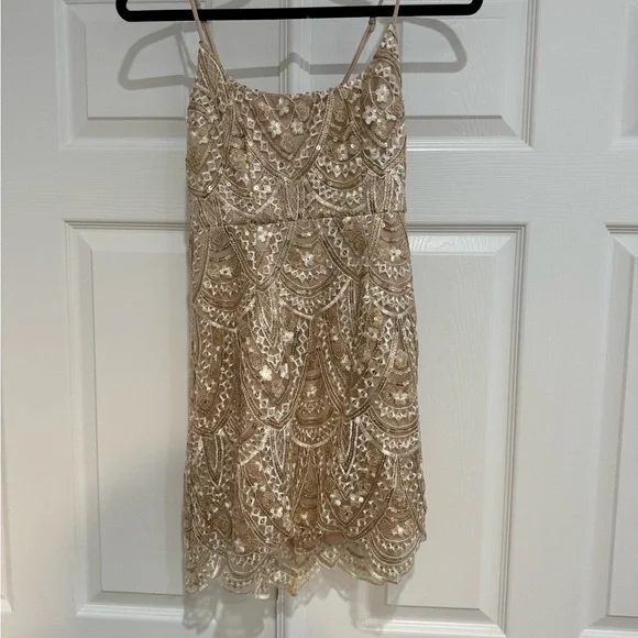 NWT girls nation dress in gold from hello Molly xs - Picture 2 of 4